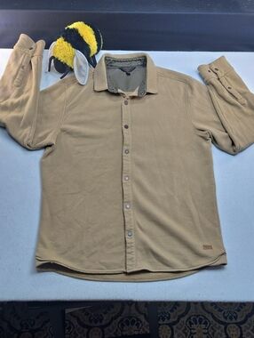 Outpost Makers Tan, Casual men's long-sleeve button-down shirt